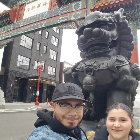 Meet your Posher, Alexis - Picture 1 of 1